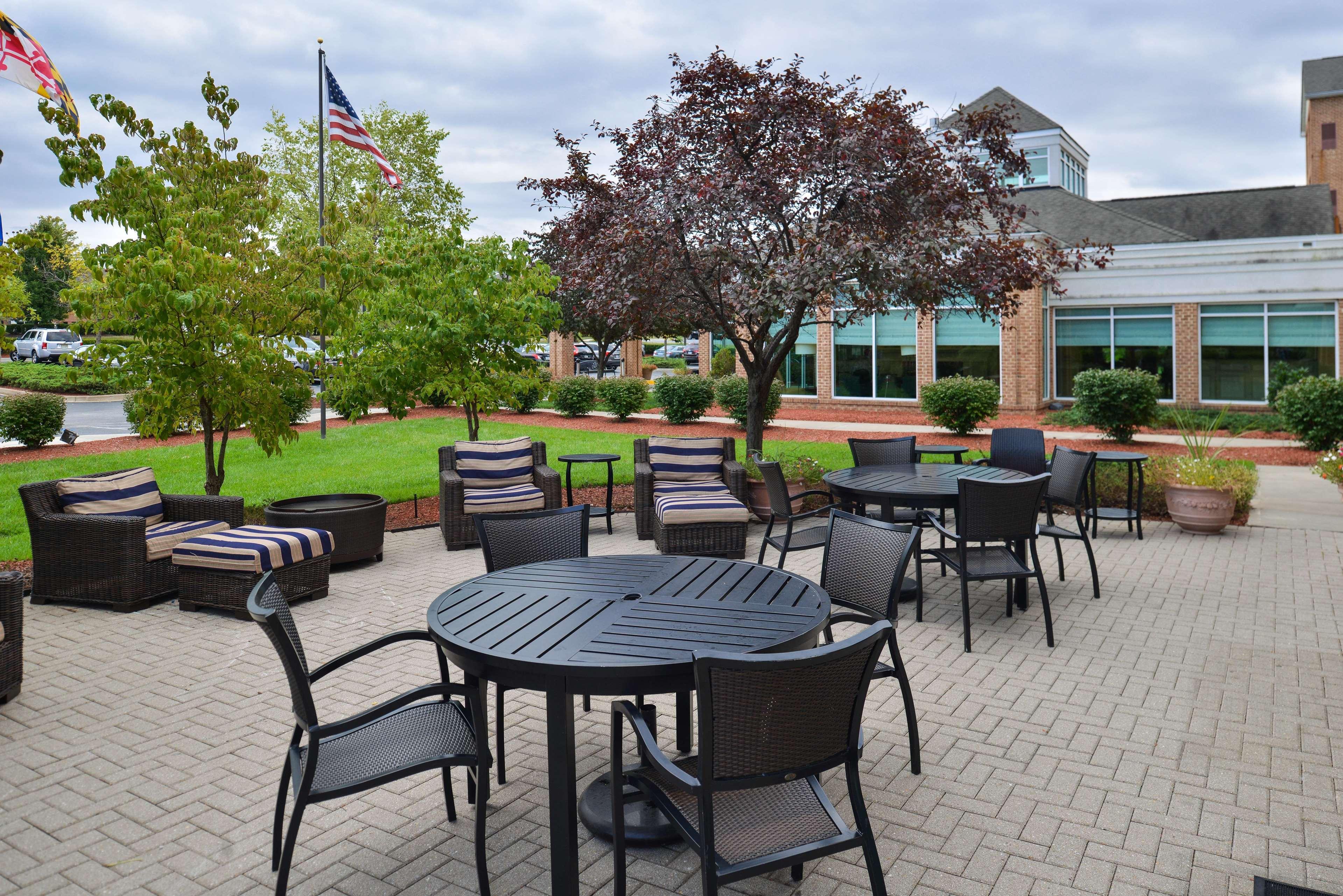 Hilton Garden Inn Columbia Exteriör bild